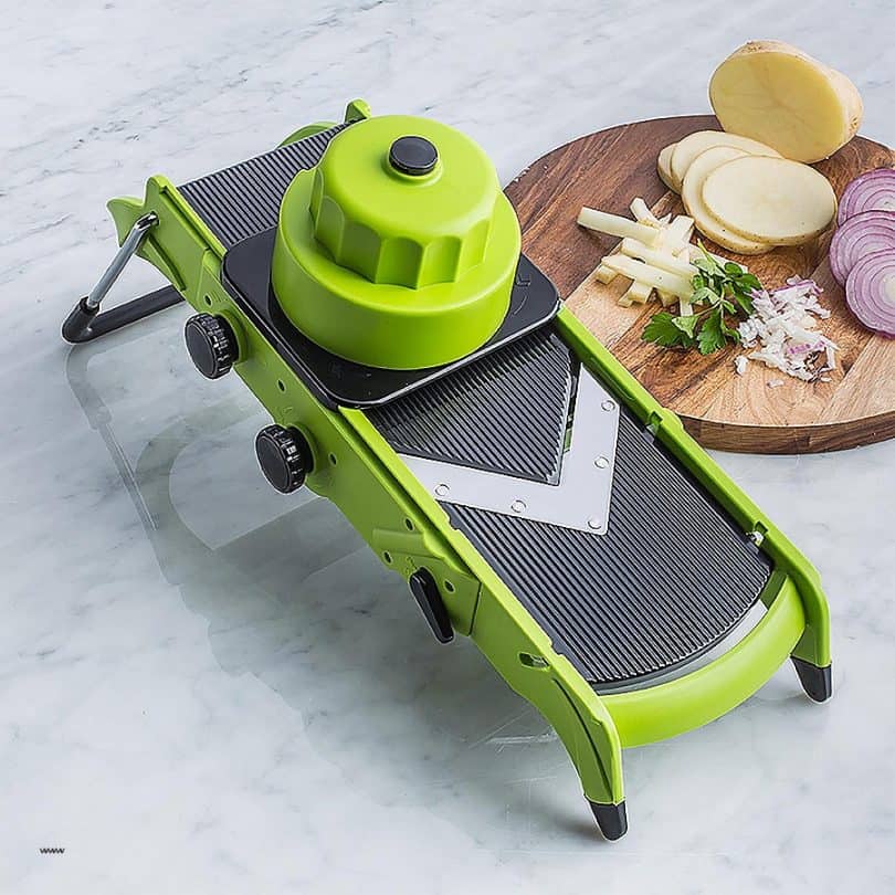Mandoline de cuisine le comparatif en juillet 2024
