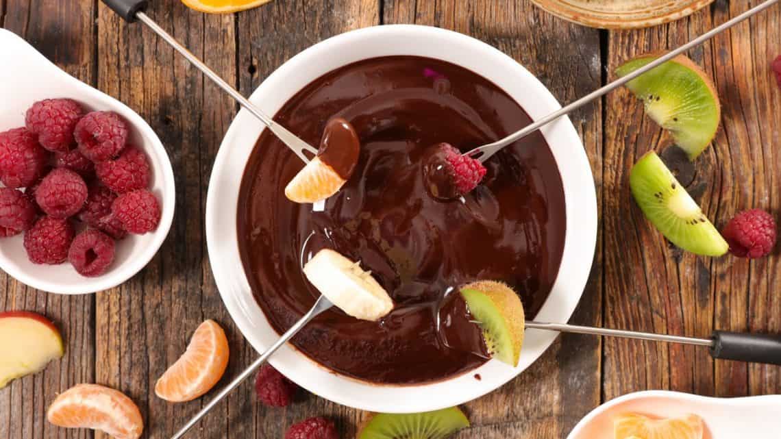 Comment faire une fondue au chocolat maison ? en février 2023